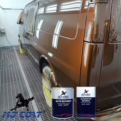 Refinishing a pintura Matte Finish With Thinner Cleanup do carro do autocancelamento